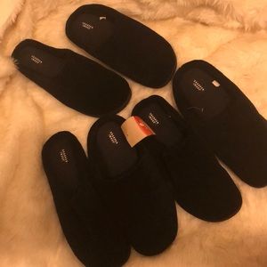B2G1 Acorn Heat Storing black slippers 12-13